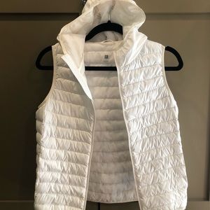 Uniqlo vest